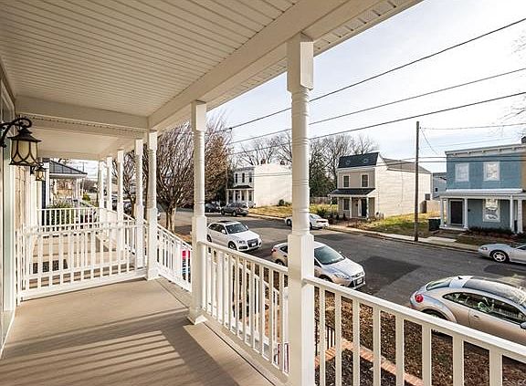 3rd image of 608 N 30th St
