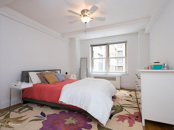 3rd image of 433 E 51st St #4G