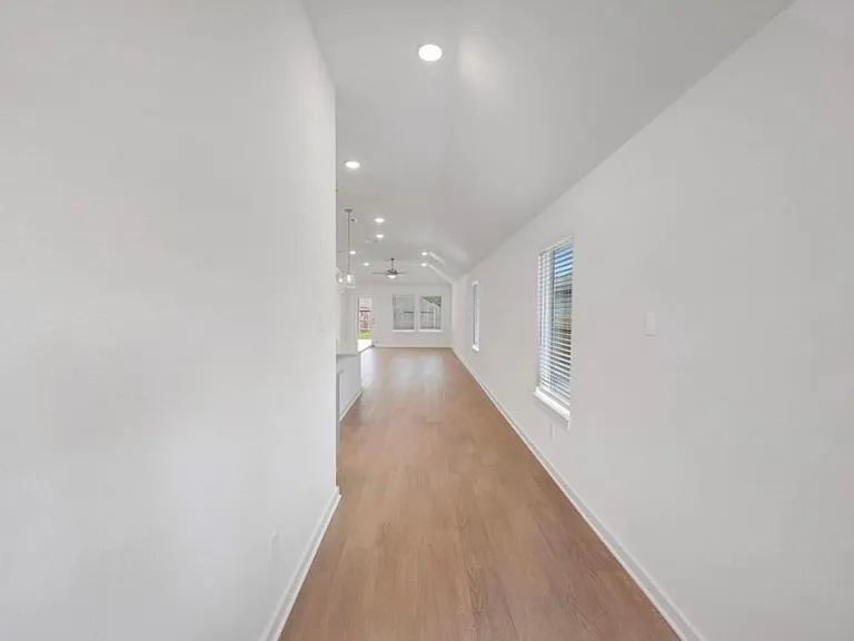 10231 Burton Path — Photo 6