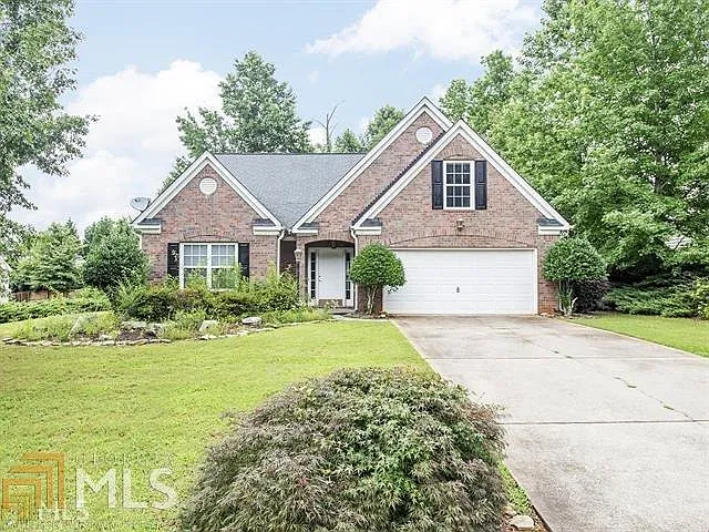 415 Heathcliff Ct photo 1