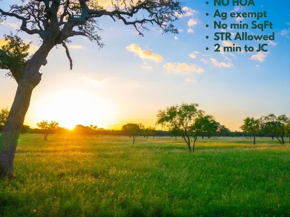 000 Golden Hour Ranch, Johnson City, TX 78636