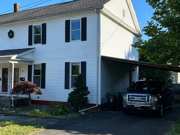 2 Gardner Rd, Chicopee, MA 01013