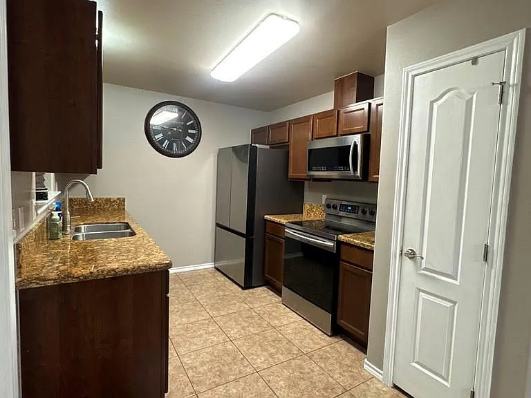 3001 Chadwick Pl — Photo 8