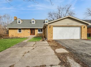 902 E Main St, Barrington, IL 60010