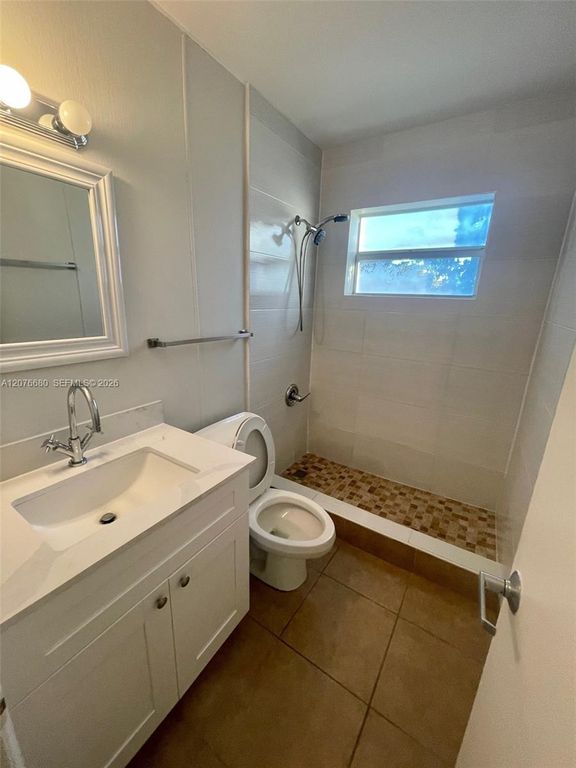 1077 SE 22nd Ave #N8, photo 6