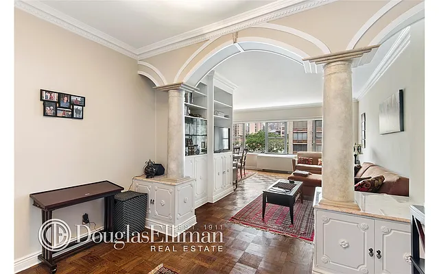 Sold by Douglas Elliman | media 23