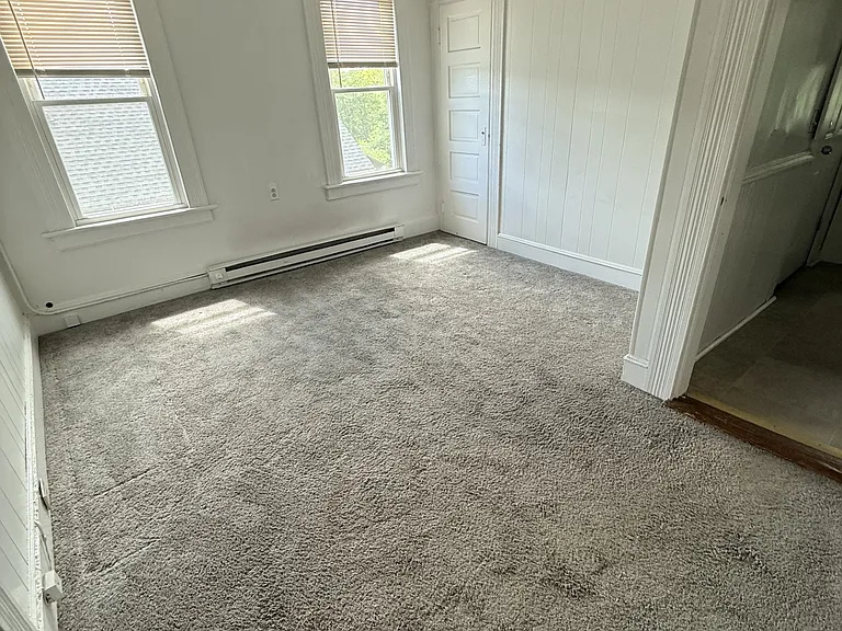 30 Beach Ave #3 — Photo 3