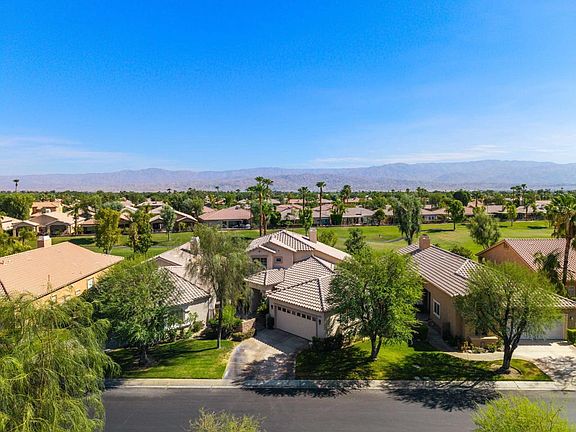 3rd image of 80228 Golden Horseshoe Dr