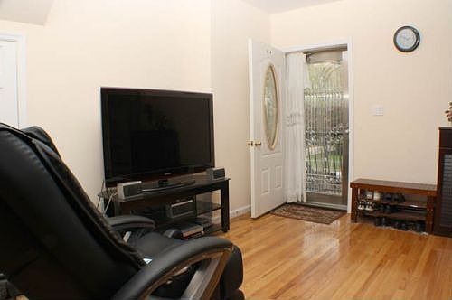 3rd image of 1756 Benson Ave #2B