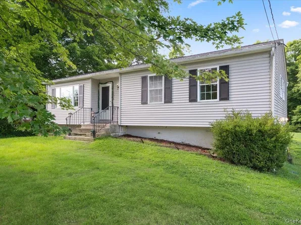 39 N Farm Drive, Dover Plains, NY 12522