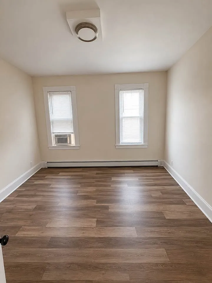 2 bed, $2,200 — Photo 1
