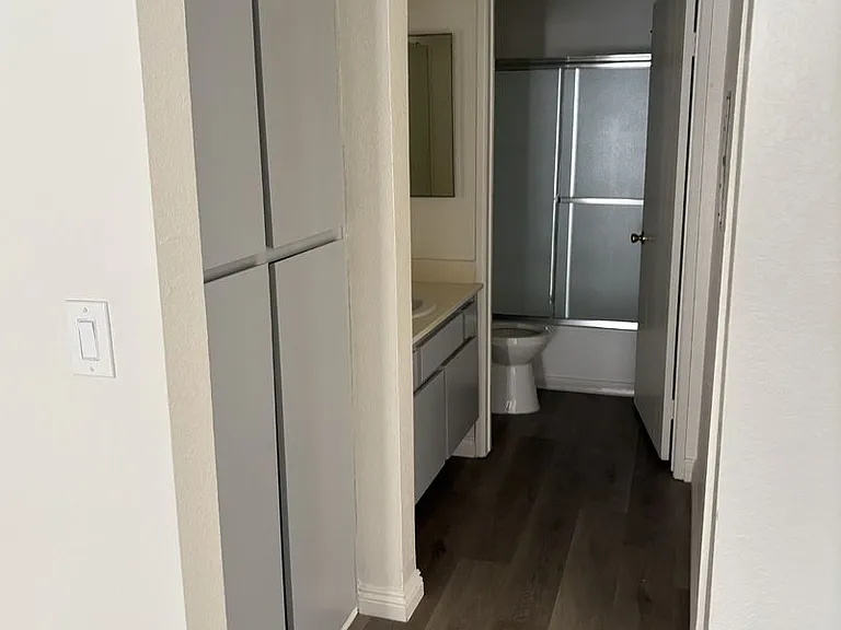 38FH — Photo 8