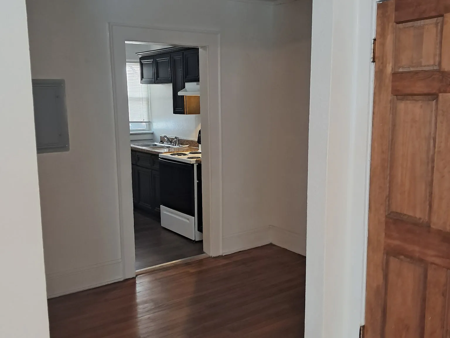 1 bed, 650 sqft, $915 — Photo 1