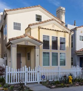 1136 S Cleveland St, Oceanside, CA, 92054