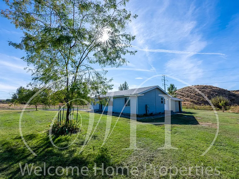 2274 Last Chance Rd — Photo 1