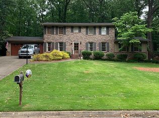 270 Knoll Woods Ter, Roswell, GA 30075