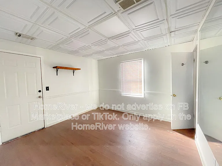 2280 Castle Royale Dr — Photo 16