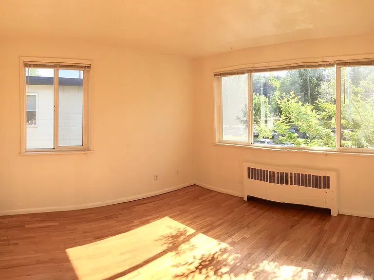 Greenlake South Shore — Photo 11