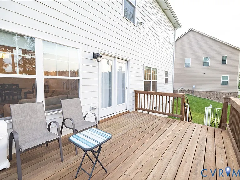 12194 Elnora Ln — Photo 22
