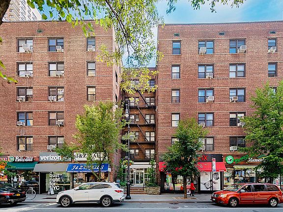 5th image of 54 E 8th St #2O