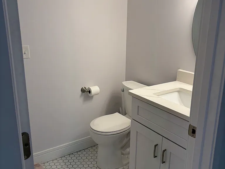 2545 Oak St #7 — Photo 13