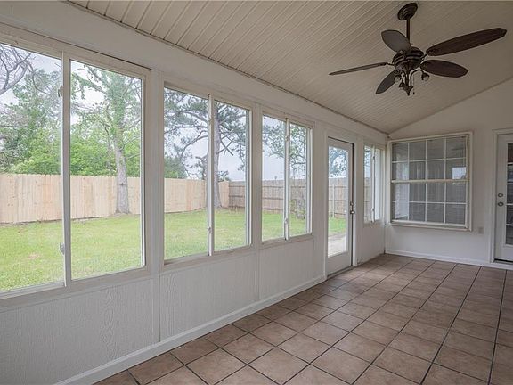 5th image of 110 Pennbrooke Dr