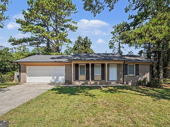 4th image of 2195 Rochelle Way