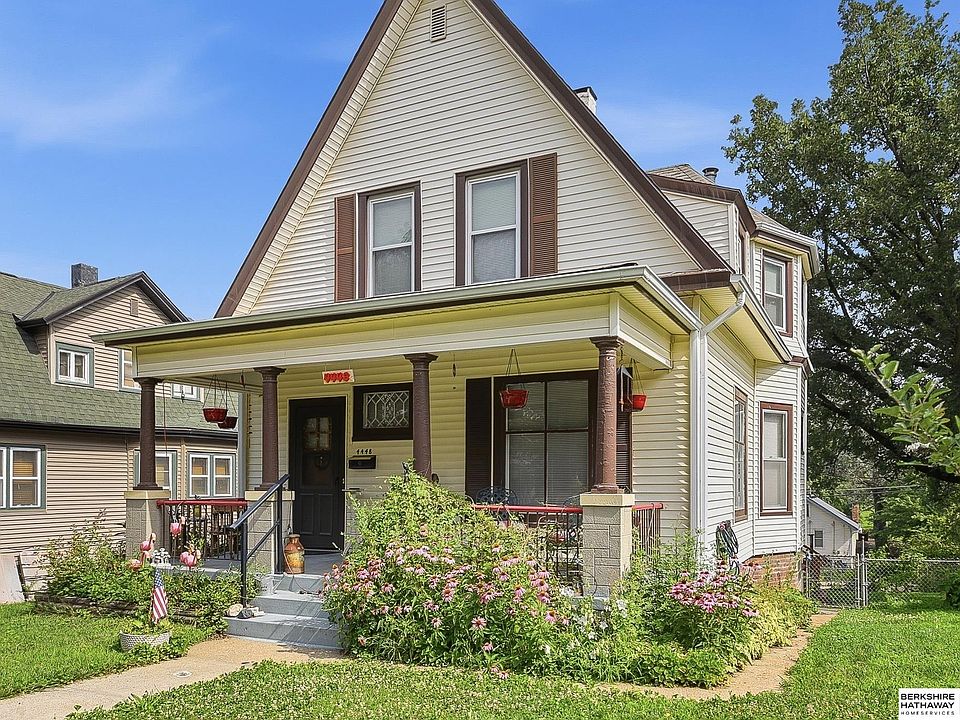 1st image of 4448 Franklin St