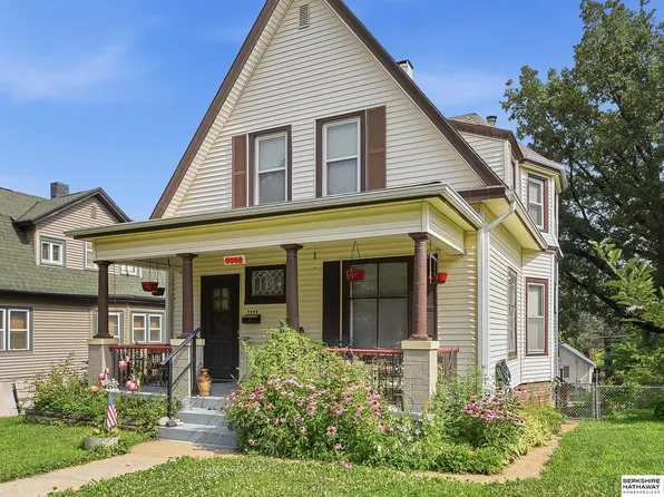 4448 Franklin St, Omaha, NE 68111