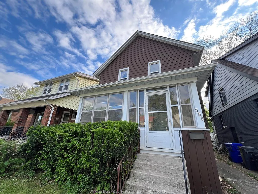 359 Randolph Ave photo 1