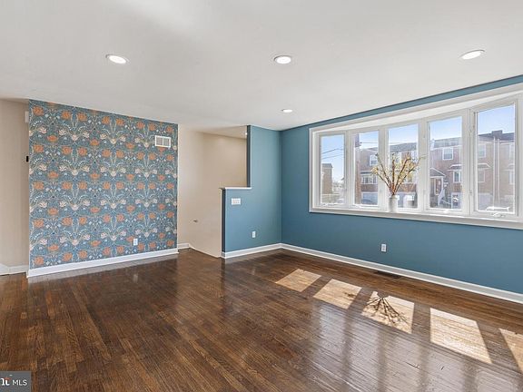 3rd image of 11804 Basile Rd