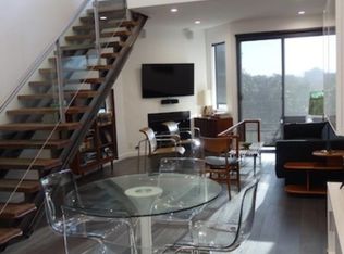 660 N Sweetzer Ave, Los Angeles, CA 90048