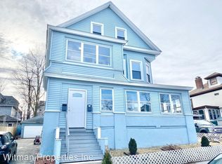 13-15 Wigwam Pl, Springfield, MA 01108