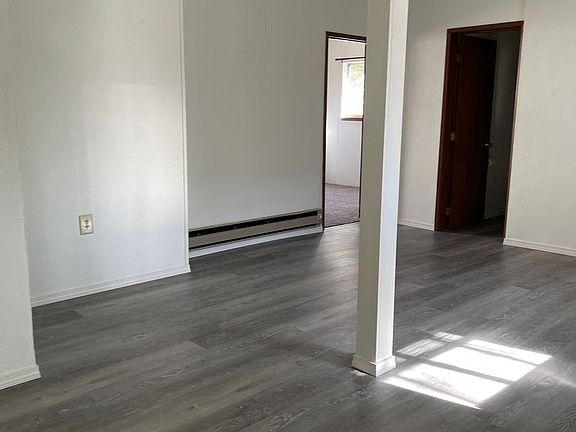 4th image of 543 S Ivy St APT B