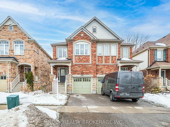2nd image of 806 McCue Dr