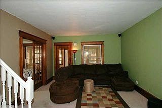 5th image of 606 W Salem Ave