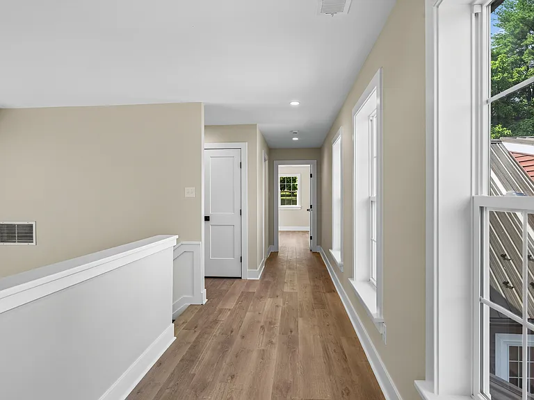 2069 Dutton Mill Rd — Photo 18