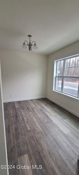 5th image of 16 Appleton Street