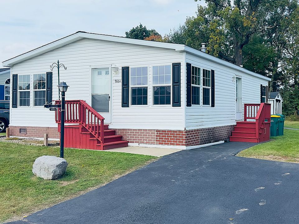 9864 Newmarket Ave, Clarence, NY 14031 Zillow