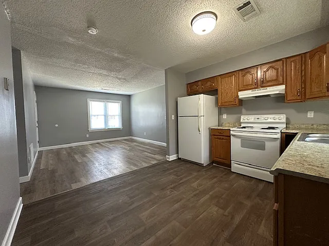 1613 McPherson St #D — Photo 7