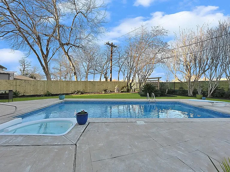 4802 Droddy St — Photo 31