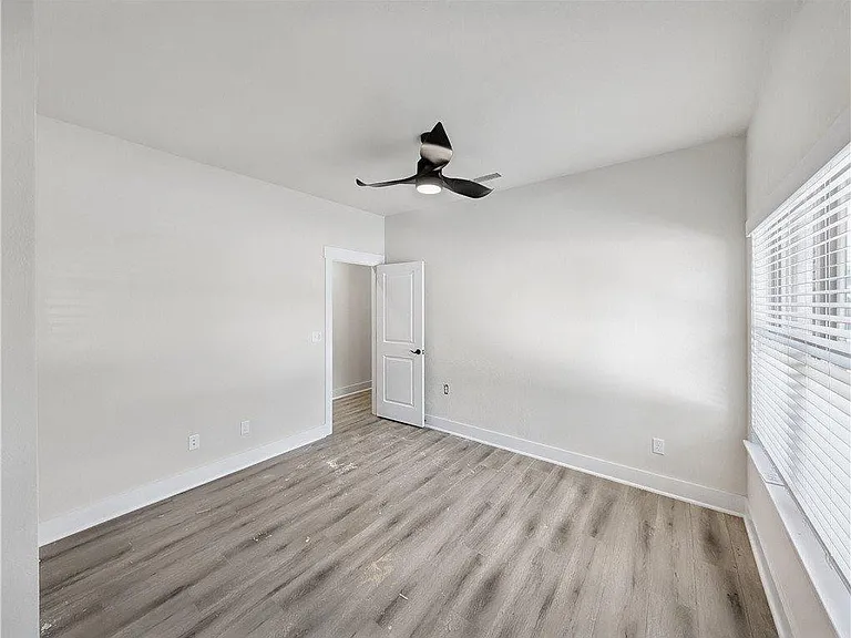 284 Stoneykirk Dr — Photo 14