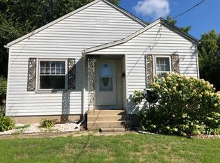 201 Logan St, Washington, IL 61571