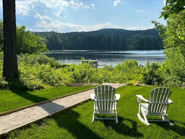 588 Pequawket Drive, Conway, NH 03818