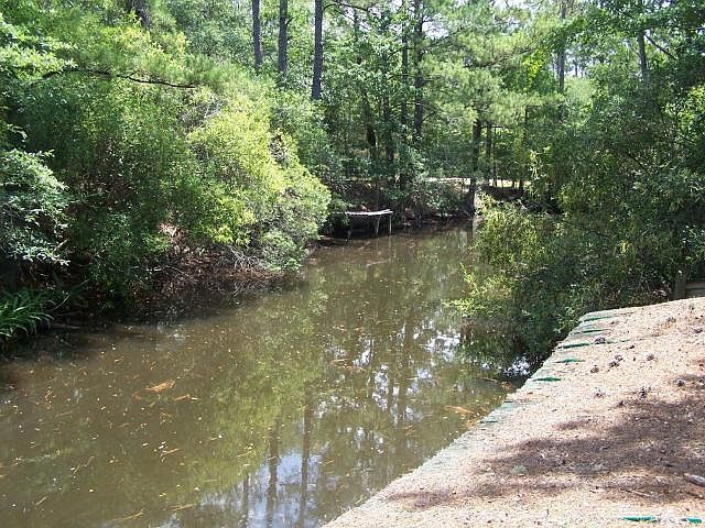 Canal front on two sides
