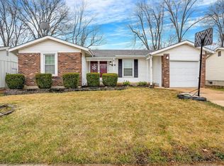 2214 Guebert Rd, Fenton, MO 63026