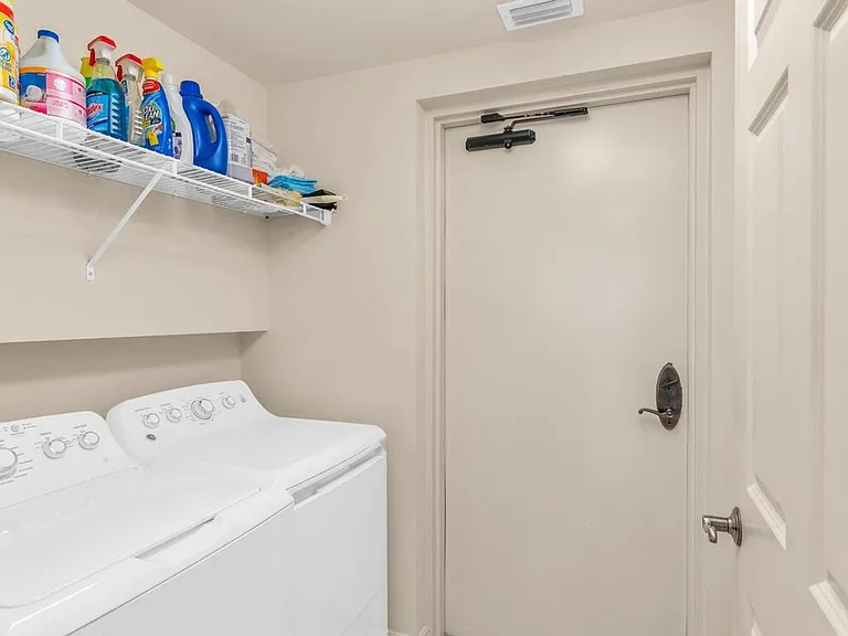 1065 Borghese Way #1105 — Photo 15