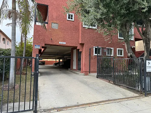 2309 N Naomi St #F Photo 1