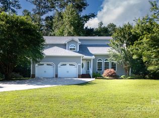 2949 Glenstone Dr, Rock Hill, SC 29730