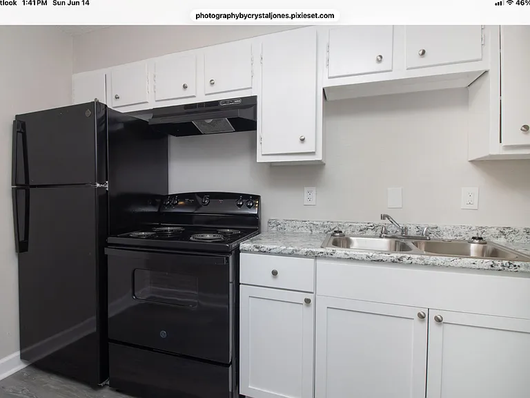 Royal Ridge — Photo 21